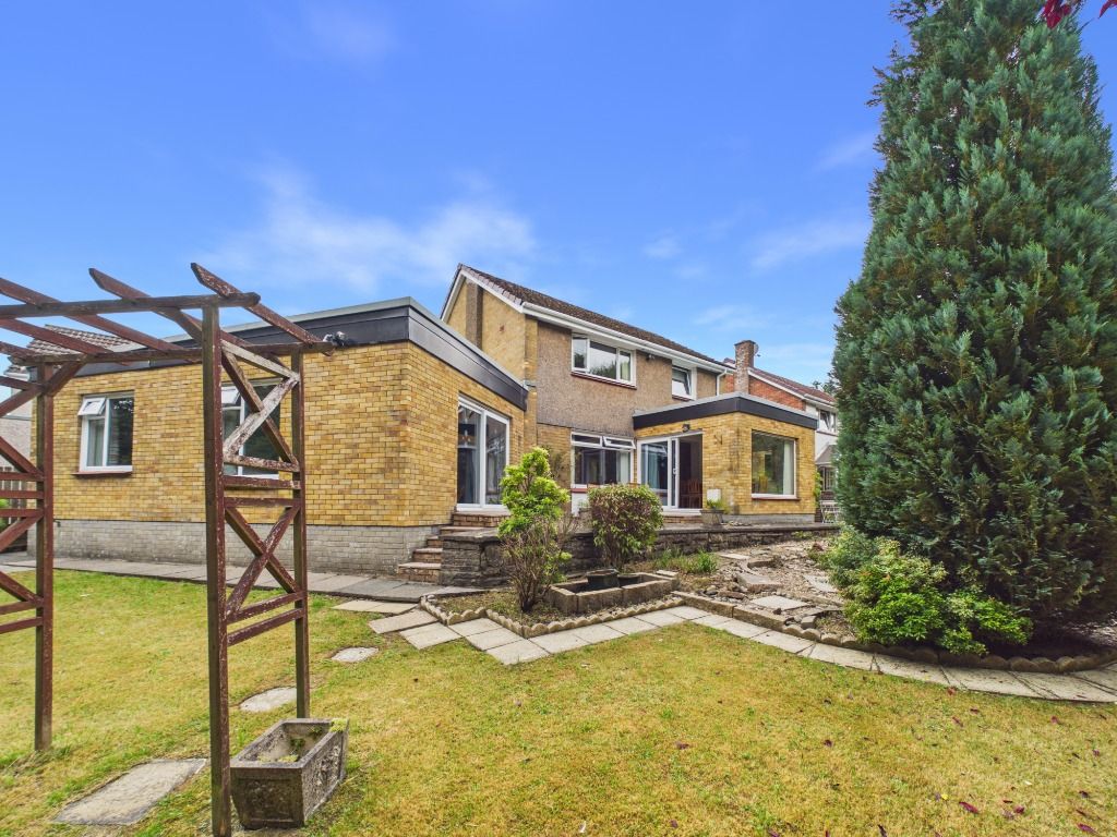 Property photo 2 of 34