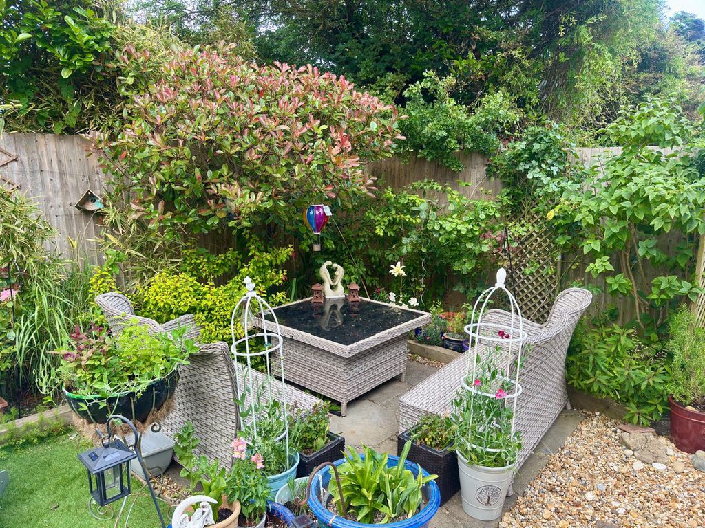 Property photo 3 of 39