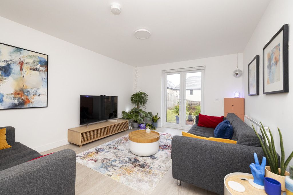 Property photo 3 of 31