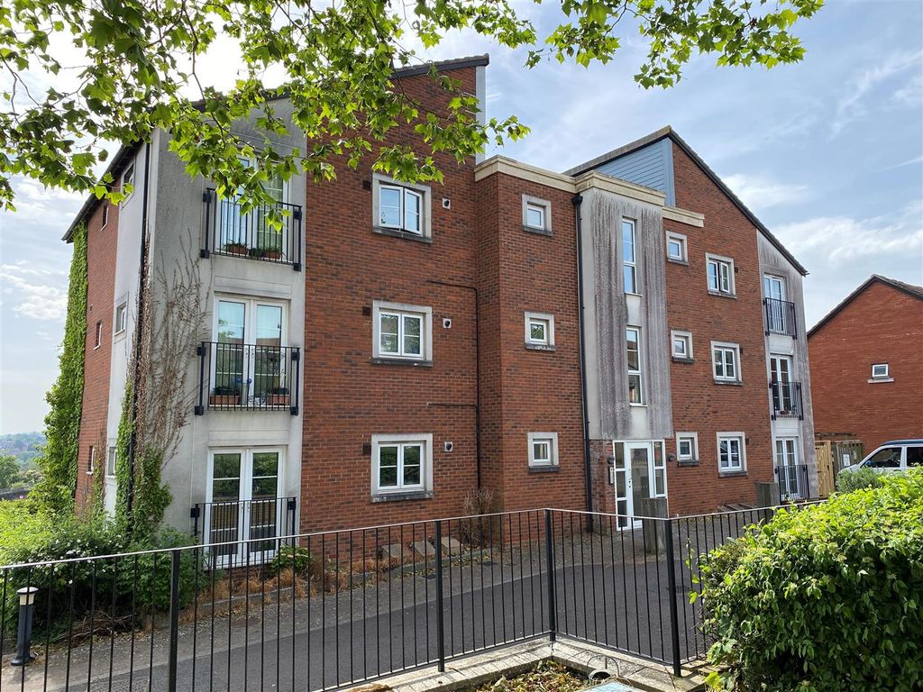 Property photo 1 of 18 Shot Of Flats..Jpg