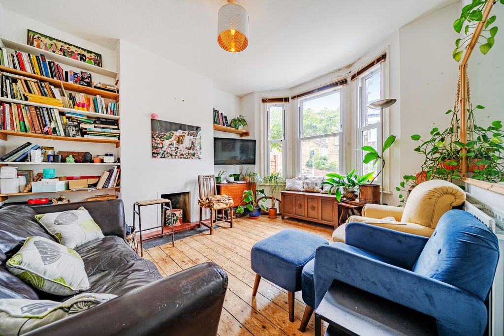 Property photo 2 of 20 1504150-4-6A98446...