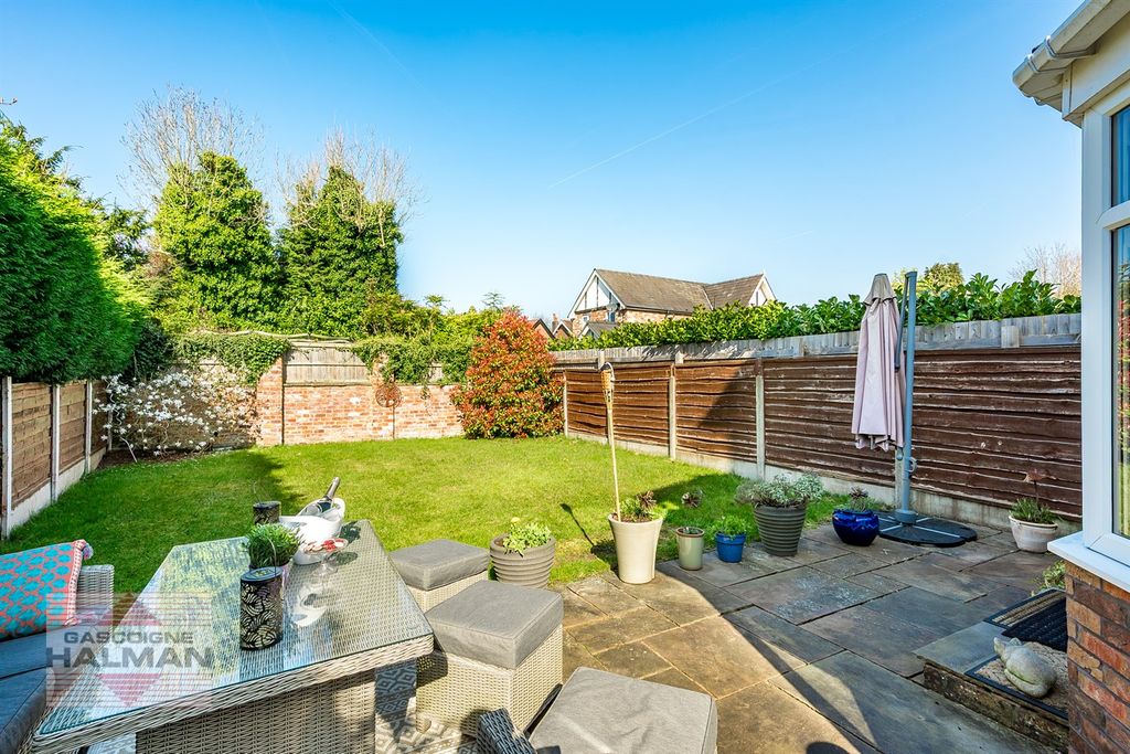 Property photo 2 of 29 Rear Garden