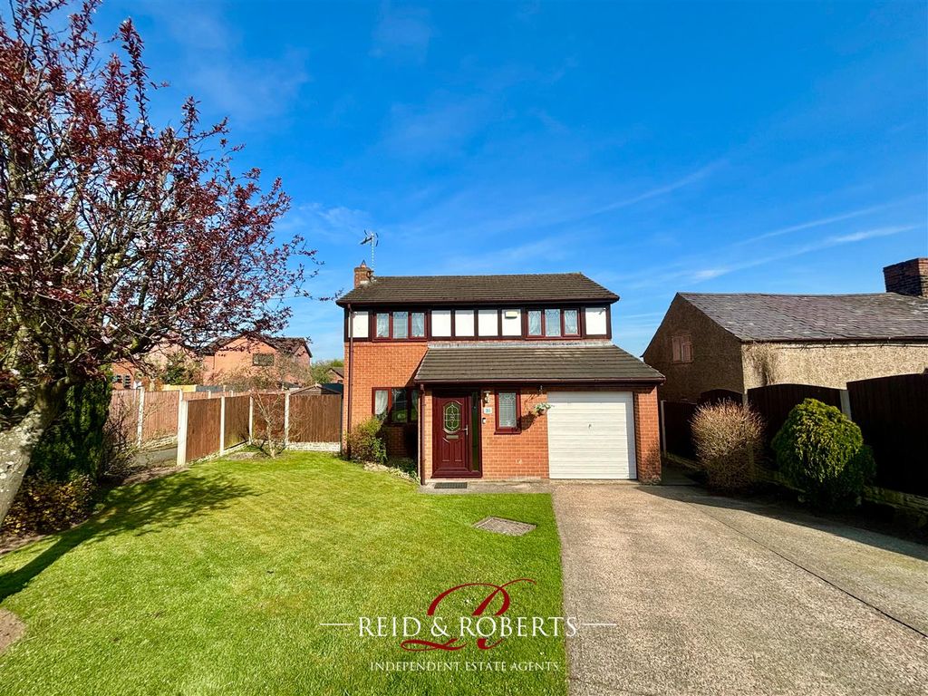 Property photo 1 of 31 442.Png