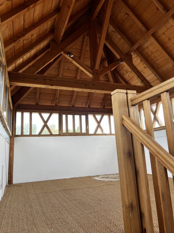 Property photo 2 of 35