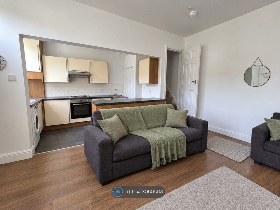 Property photo 1 of 4