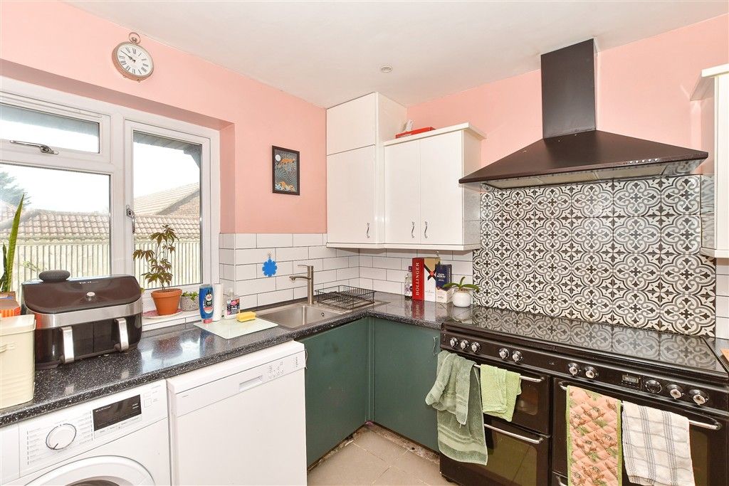 Property photo 2 of 12 Kitchen