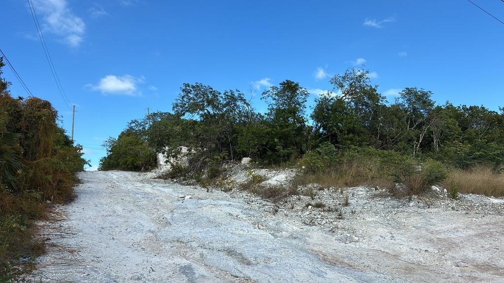 Property photo 3 of 7