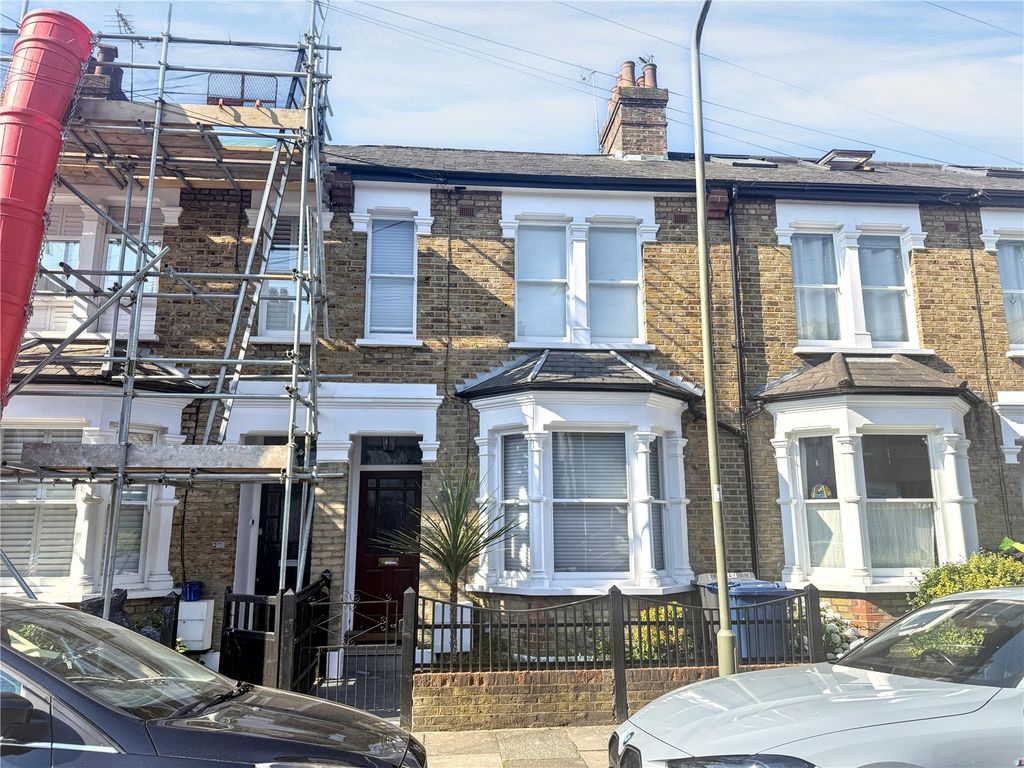 Property photo 1 of 17 Picture No. 02