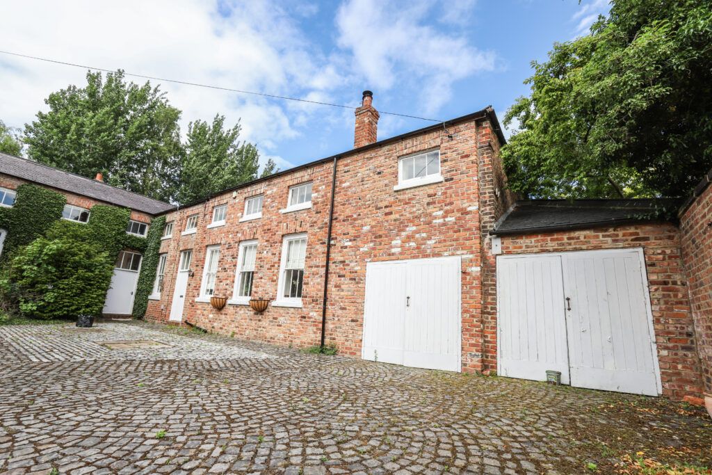 Property photo 1 of 25
