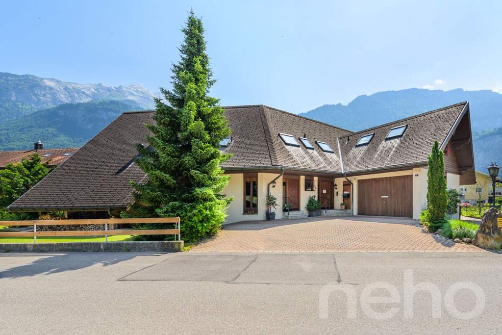 Property photo 1 of 13