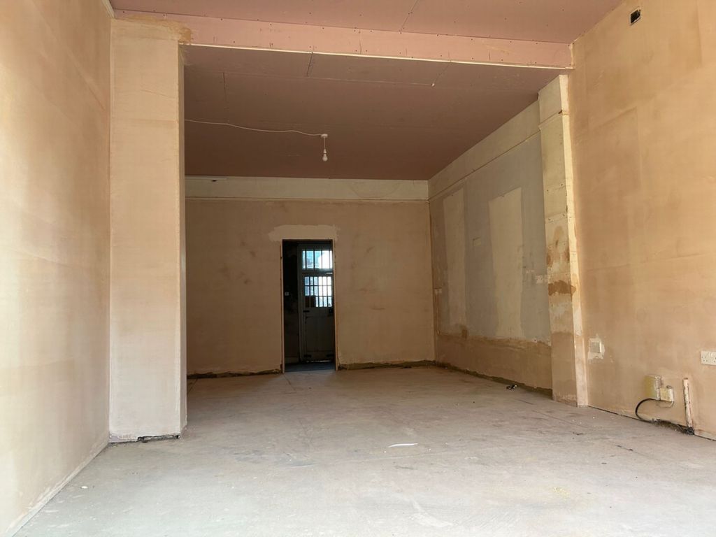 Property photo 3 of 4 Photo 2