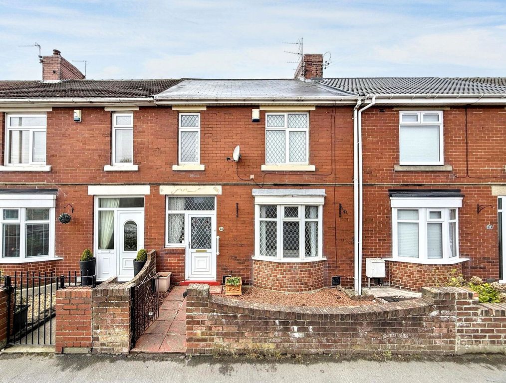 Property photo 1 of 27