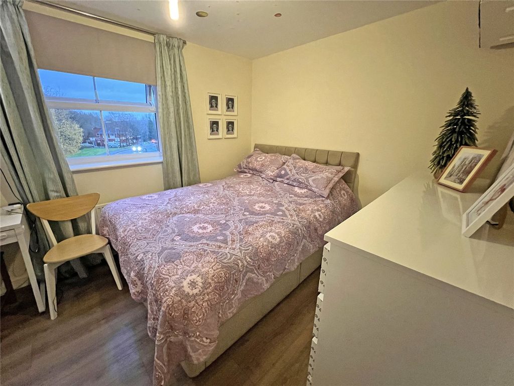 Property photo 3 of 7 Picture No. 06