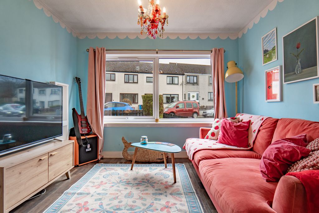 Property photo 2 of 24