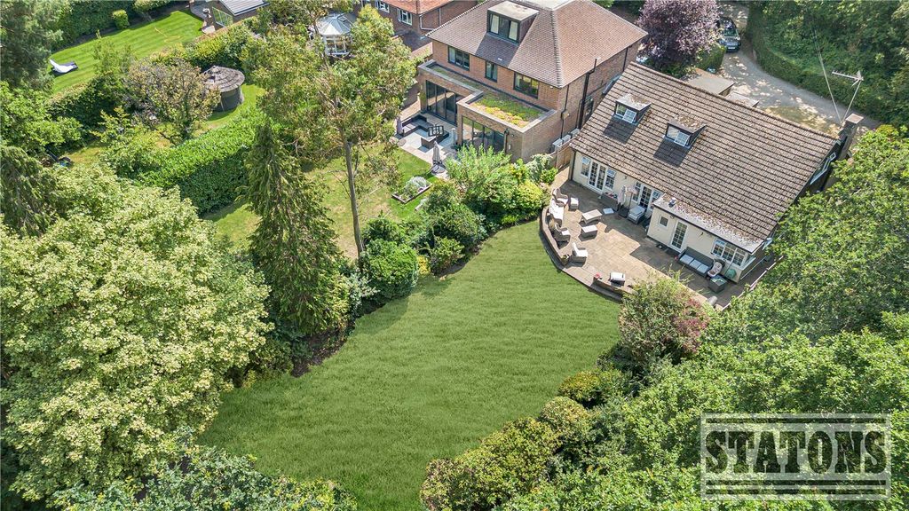 Property photo 2 of 21 Picture No. 40