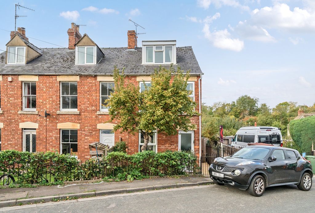Property photo 1 of 20 1368881-2-68F0Bf7...