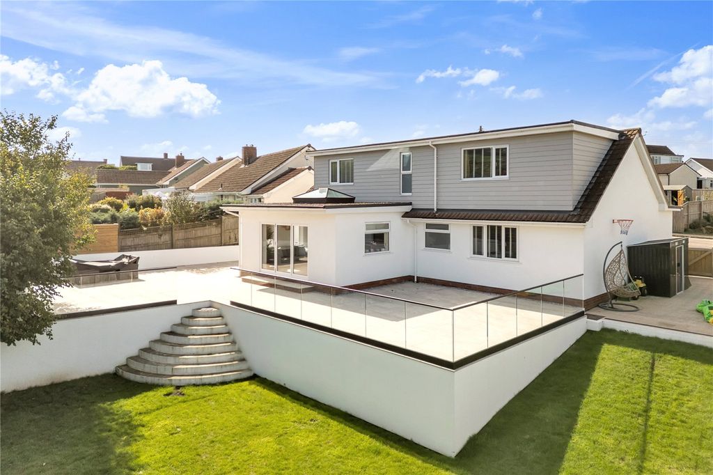 Property photo 2 of 51 Picture No. 06