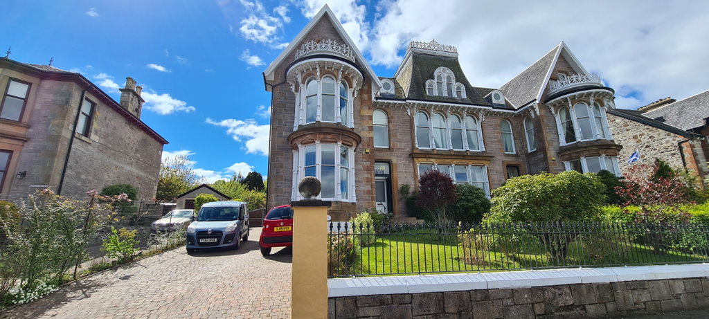 Property photo 1 of 31