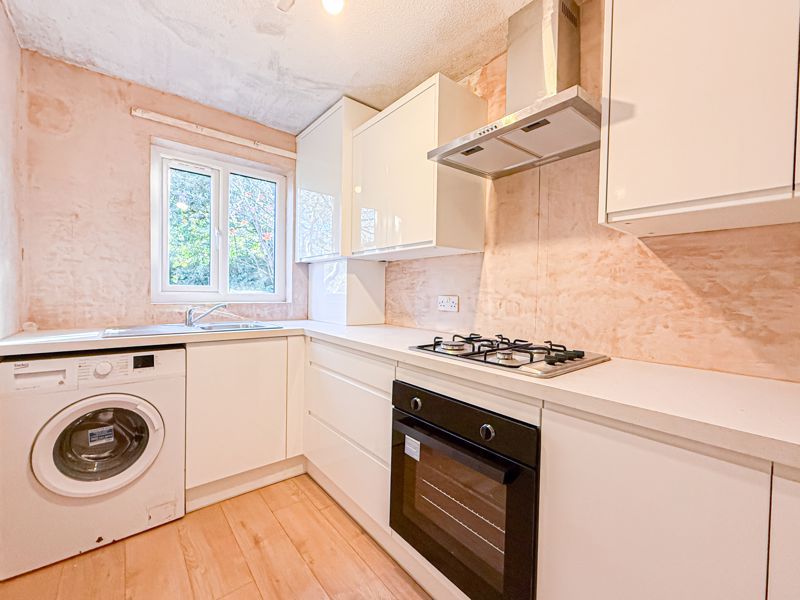 Property photo 2 of 14 Photo 11