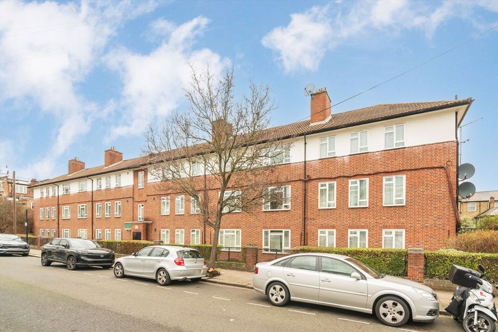 Property photo 1 of 5