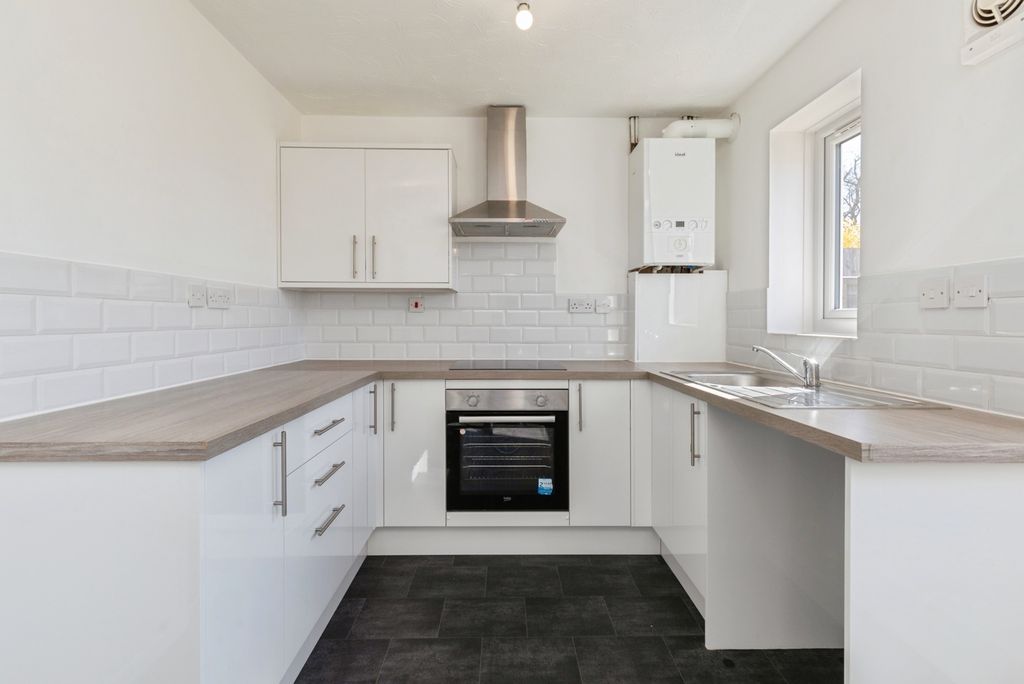 Property photo 2 of 10 Pbox-Img.Jpg