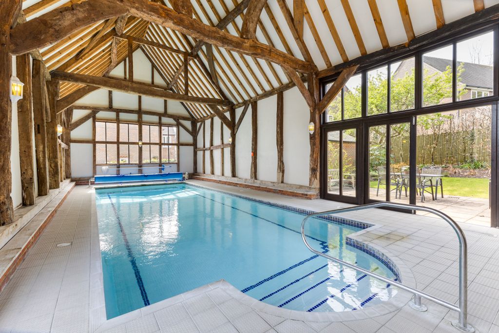 Property photo 3 of 18