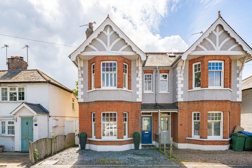Property photo 1 of 11