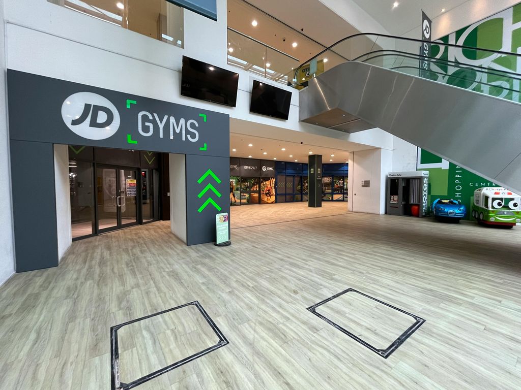 Property photo 2 of 4 Former Lidl Richmond Gardens1.Jpg