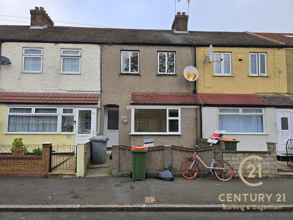 Property photo 1 of 7