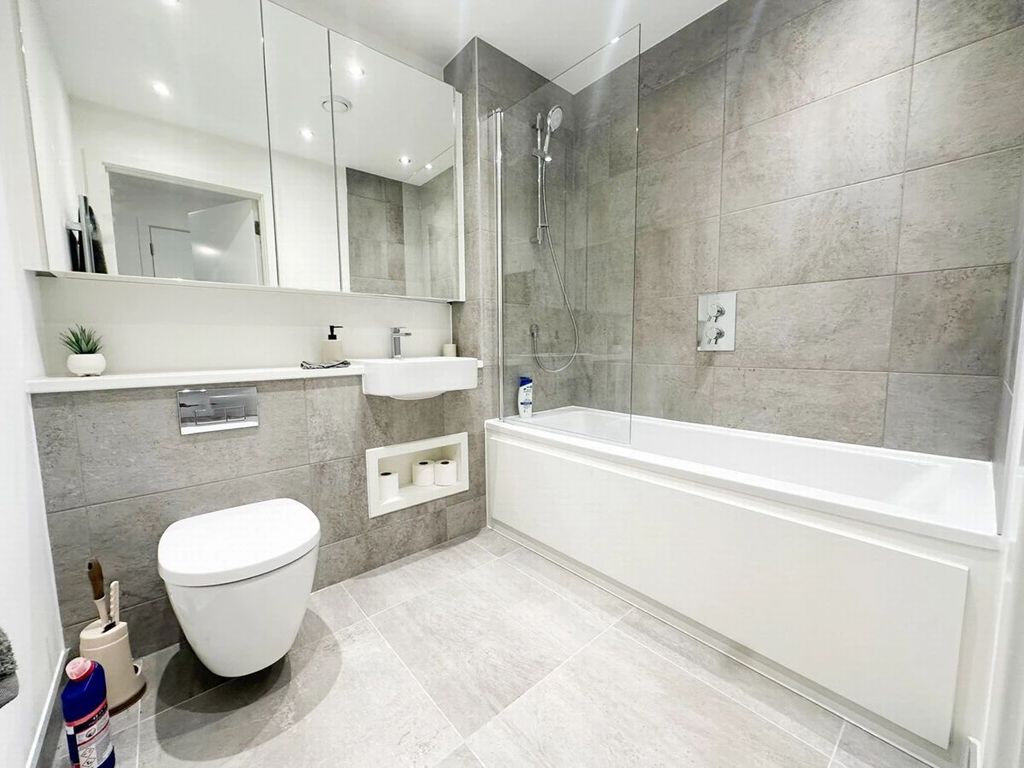 Property photo 2 of 11 Photo 2