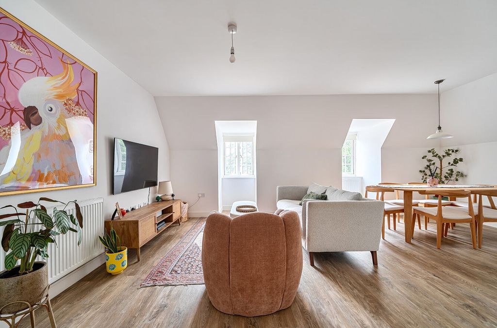 Property photo 1 of 20 1496423-8-6A5Ff66...