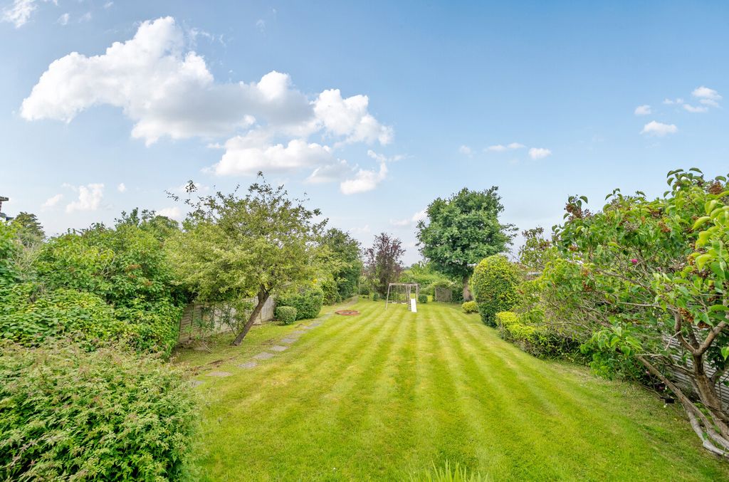 Property photo 2 of 12 1297394-3-6846F5E...