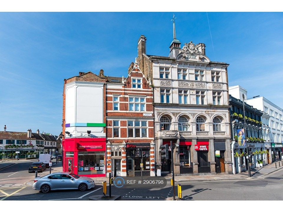 Property photo 1 of 9 Fulham Broadway