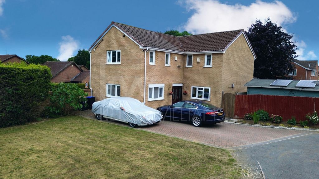 Property photo 2 of 22