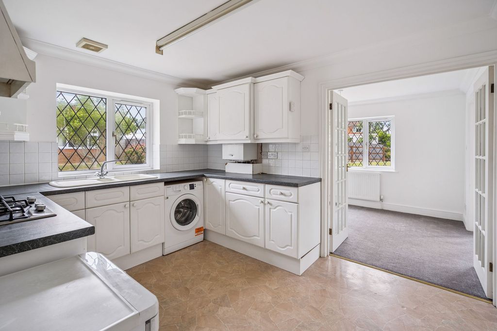 Property photo 3 of 24 Photo 20