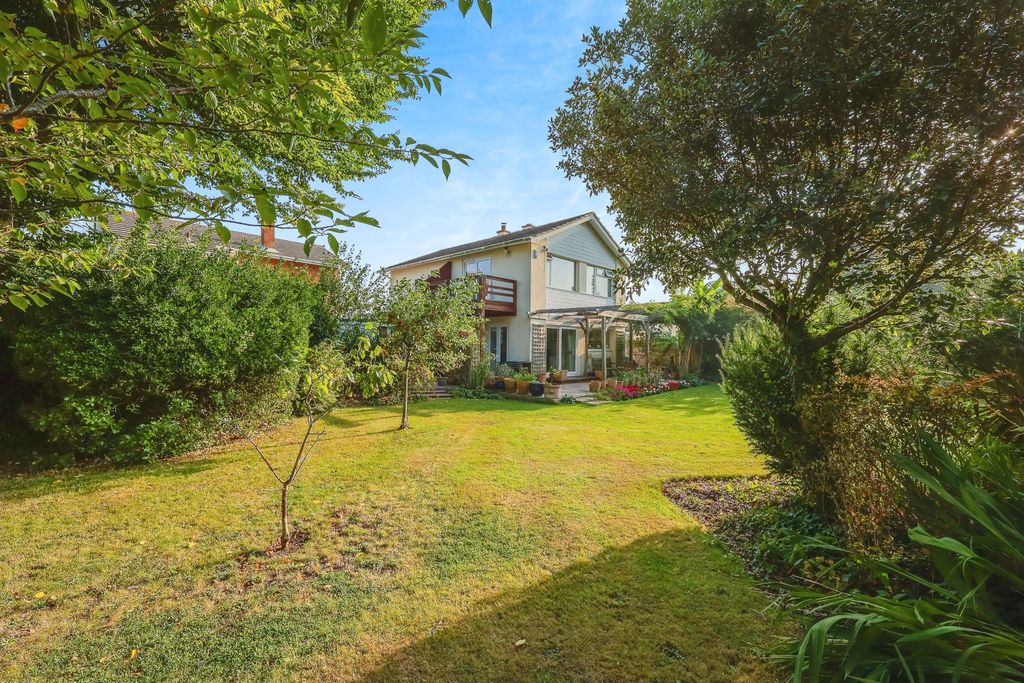 Property photo 3 of 19 Photography