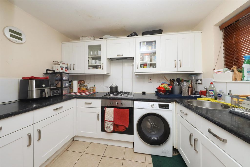 Property photo 3 of 9 2nd