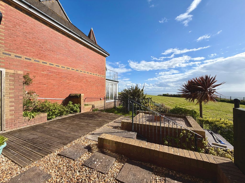 Property photo 2 of 25 Img_1877