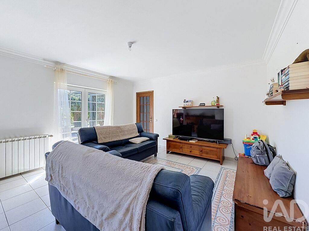 Property photo 2 of 39