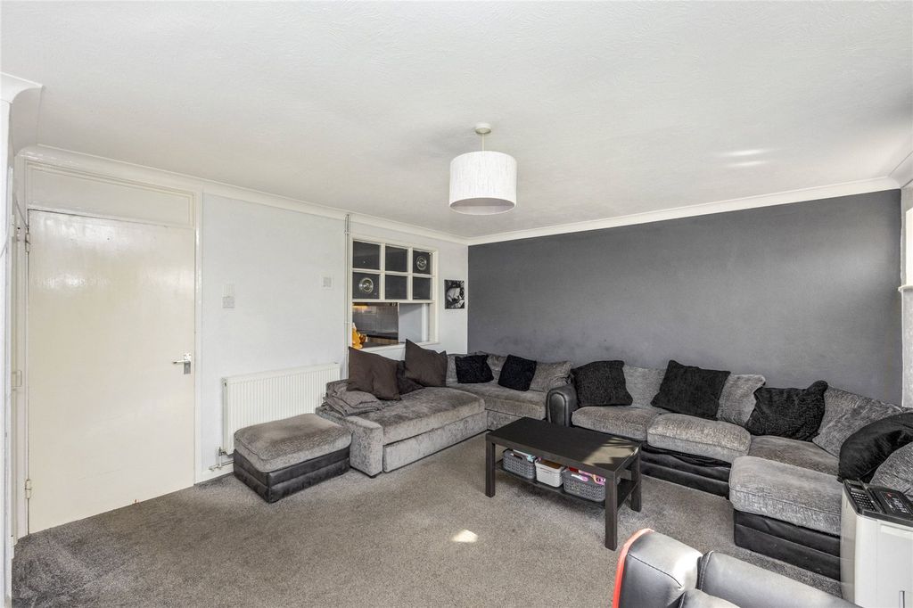 Property photo 3 of 15 Picture No. 03