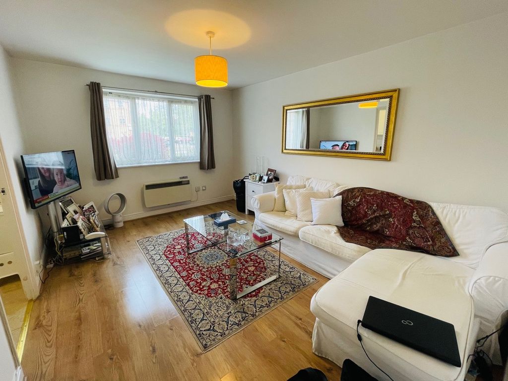 Property photo 2 of 12