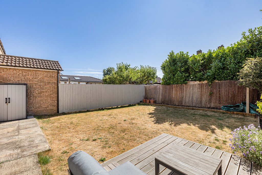 Property photo 3 of 19