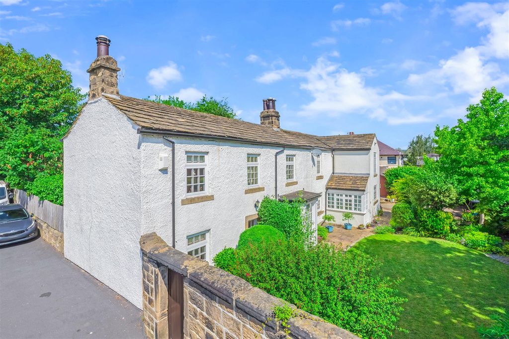 Property photo 1 of 31 Mill Lane