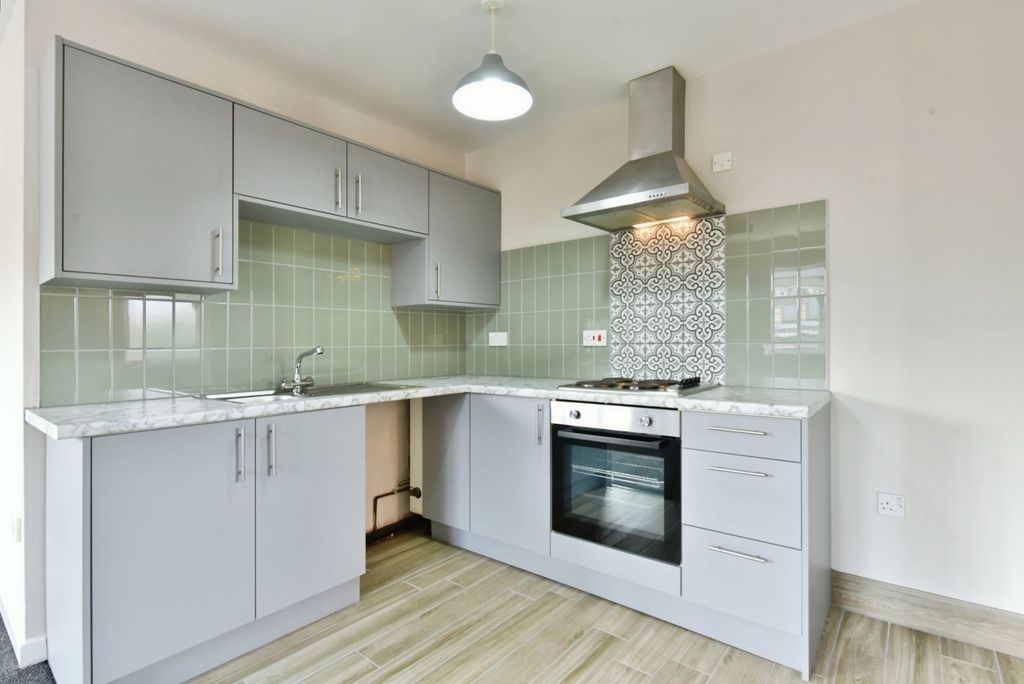 Property photo 2 of 12 Pbox-Img.Jpg