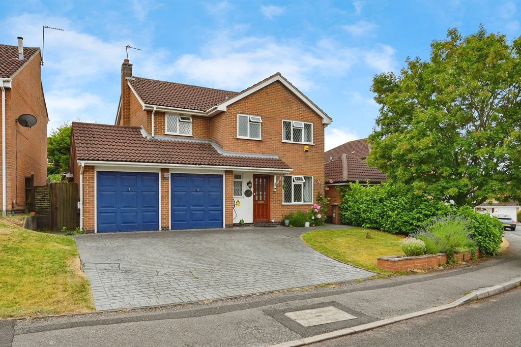 Property photo 1 of 17