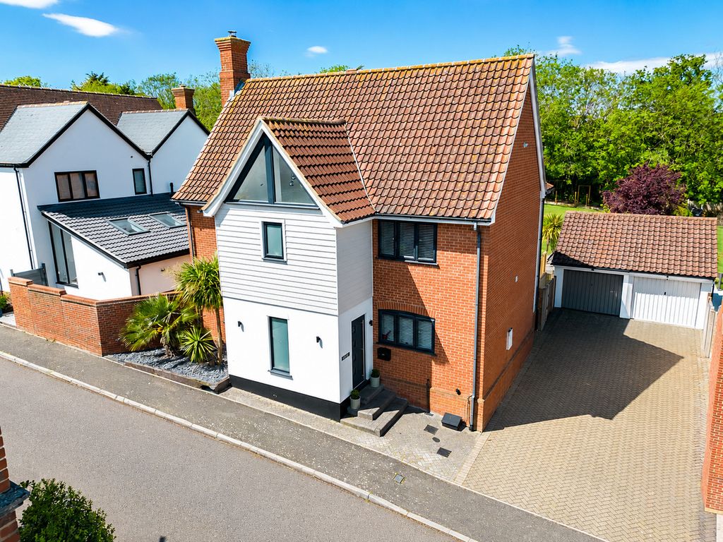 Property photo 1 of 31