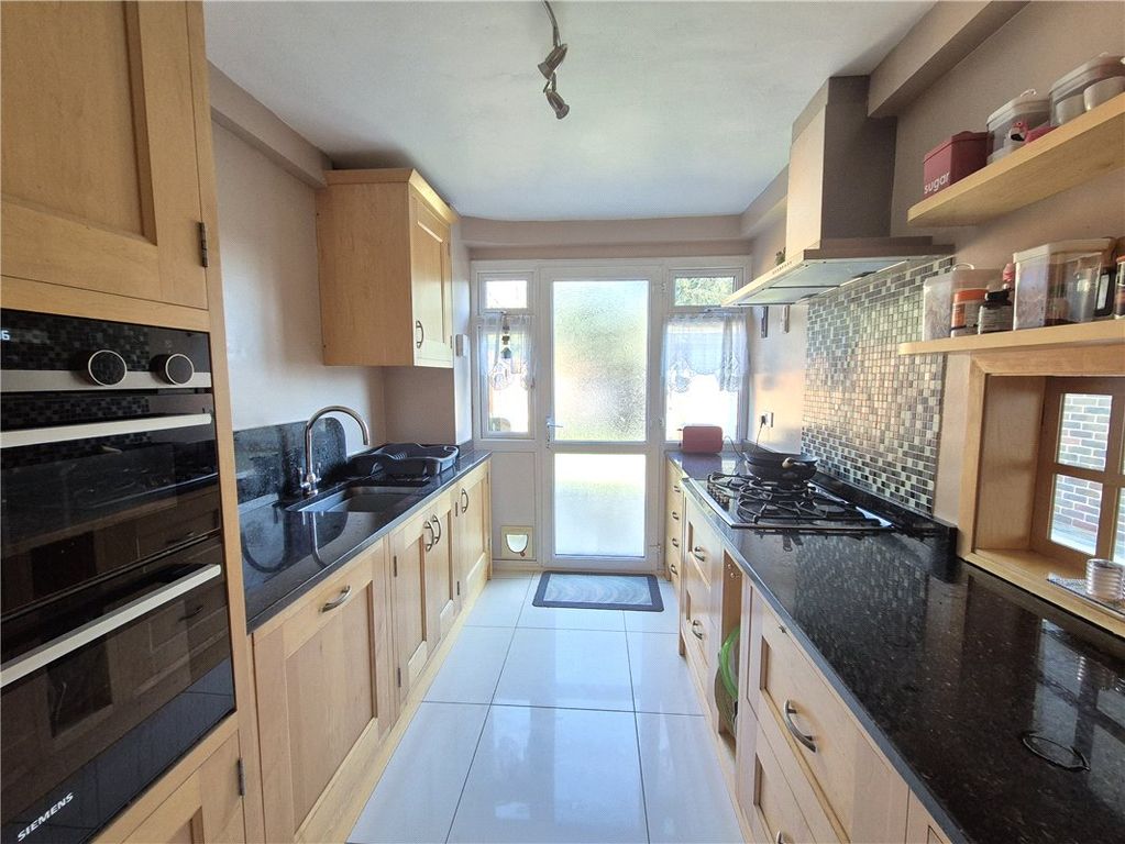 Property photo 2 of 13 Picture No. 02