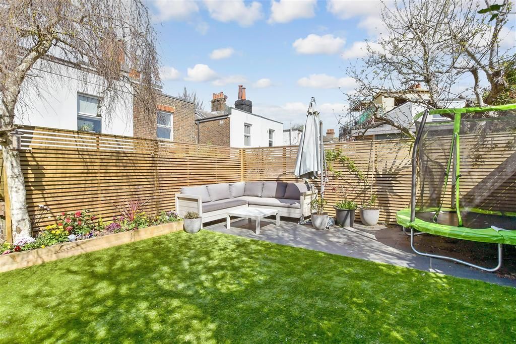 Property photo 2 of 22 Rear Garden