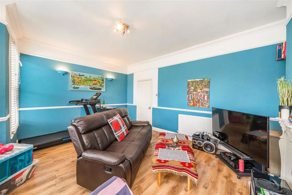 Property photo 2 of 5