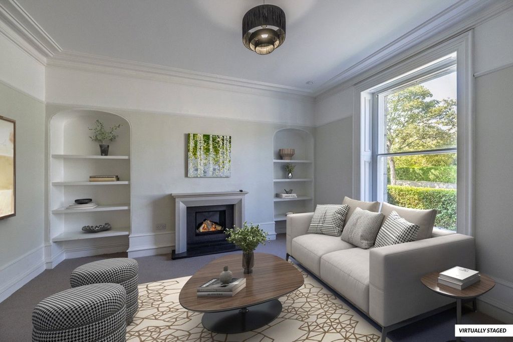 Property photo 3 of 12 Vs Sitting Room